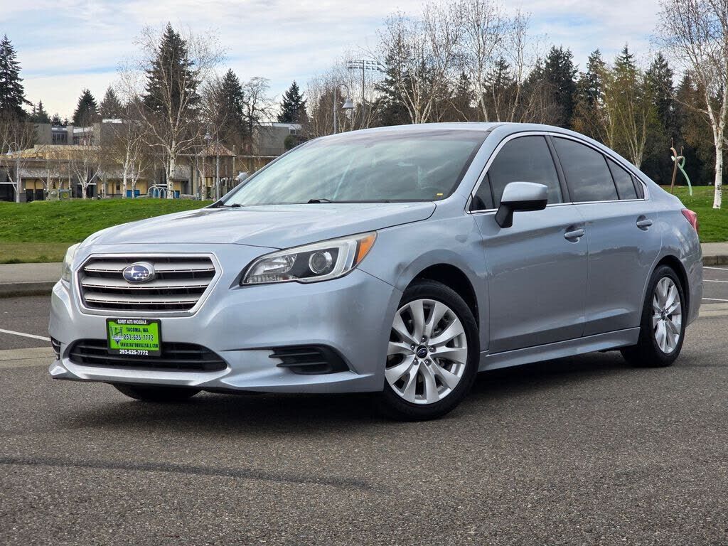 2017 SUBARU Legacy
