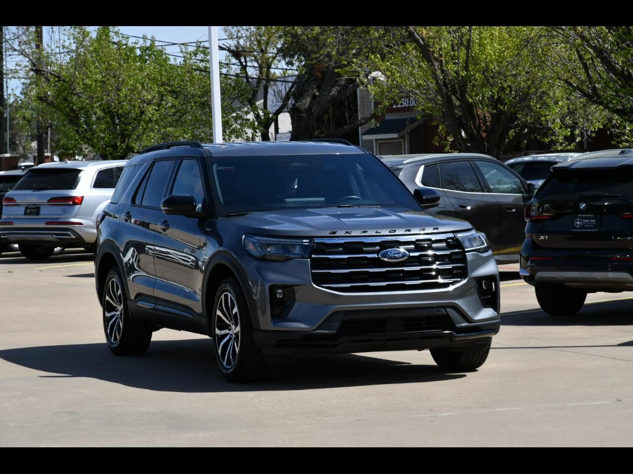 2025 FORD Explorer