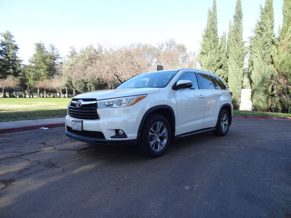 2014 TOYOTA Highlander