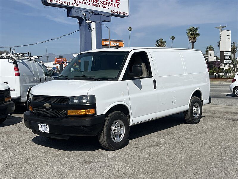 2021 CHEVROLET Express