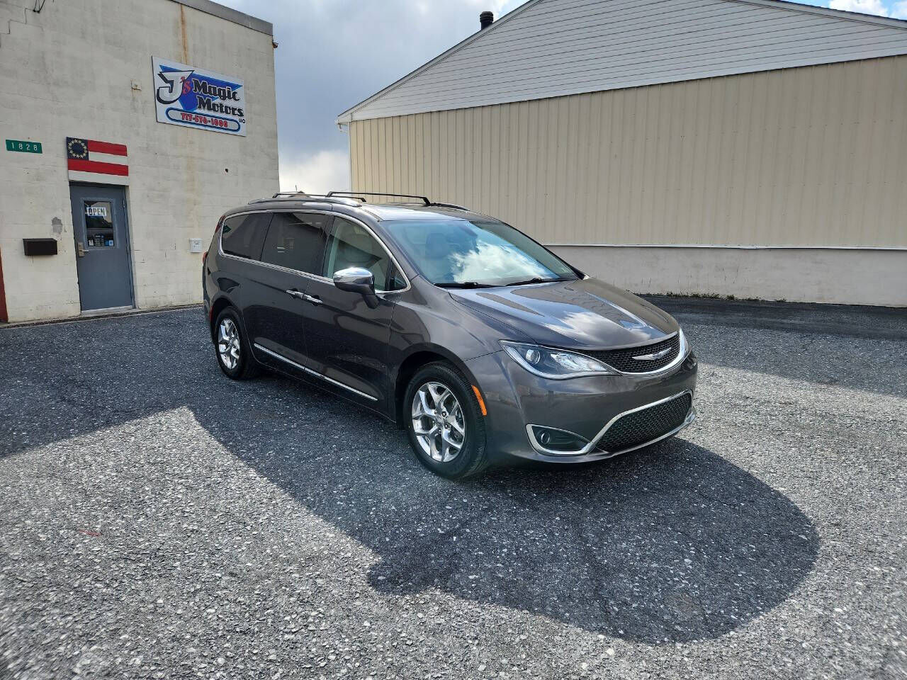 2017 CHRYSLER Pacifica