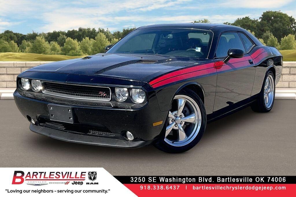2013 DODGE Challenger