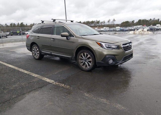 2018 SUBARU Outback