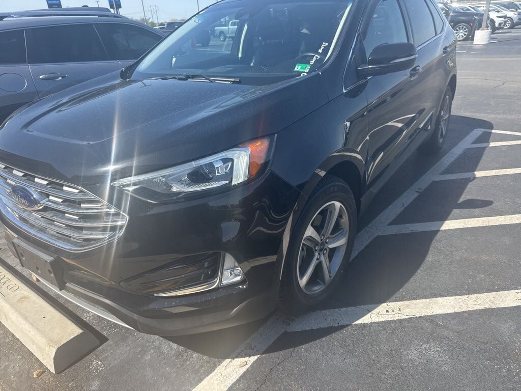 2019 FORD Edge