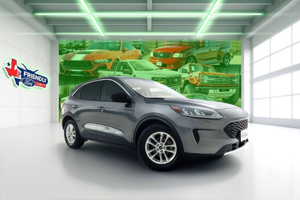 2022 FORD Escape