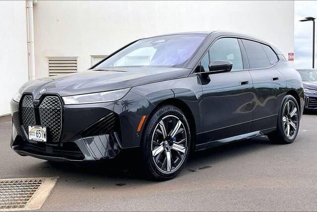 2022 BMW ix