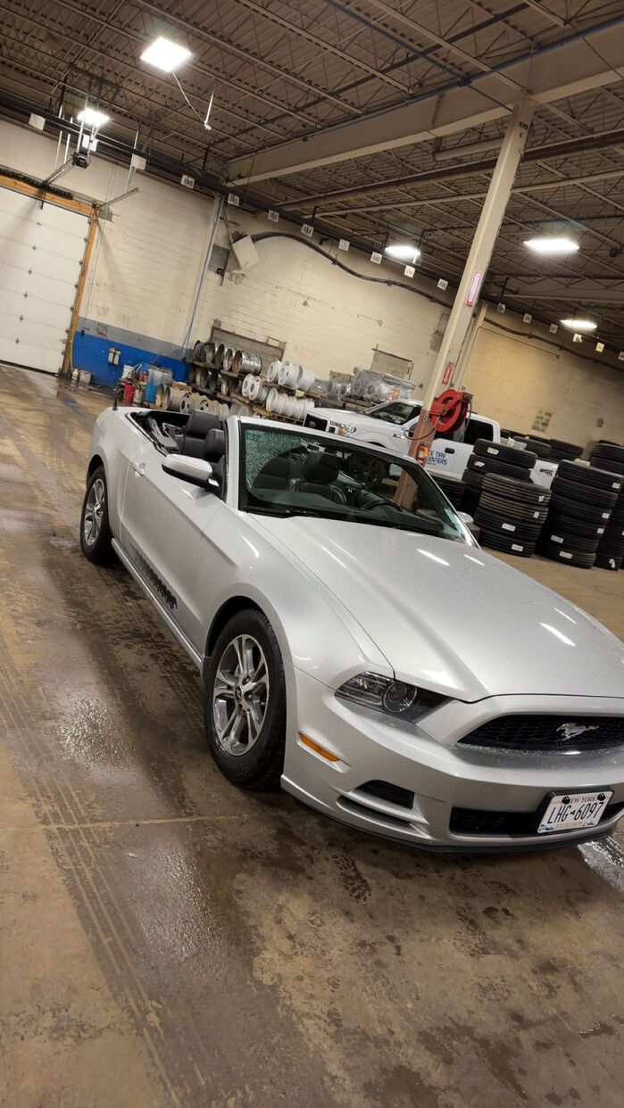 2014 FORD Mustang