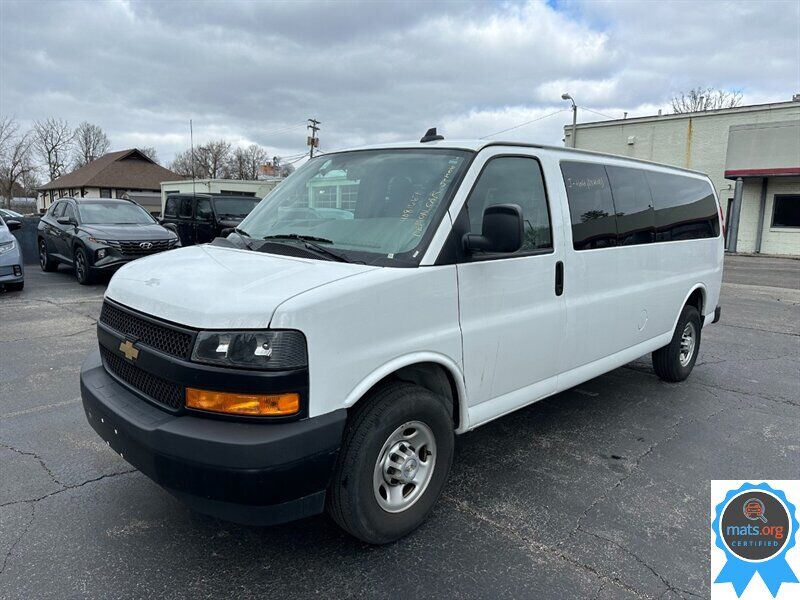 2022 CHEVROLET Express