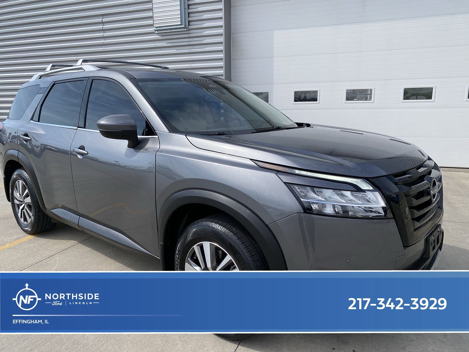 2022 NISSAN Pathfinder