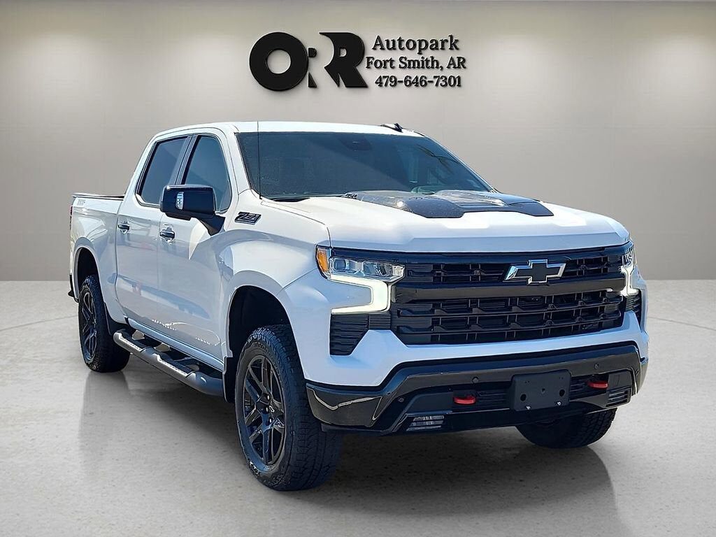 2026 CHEVROLET Silverado