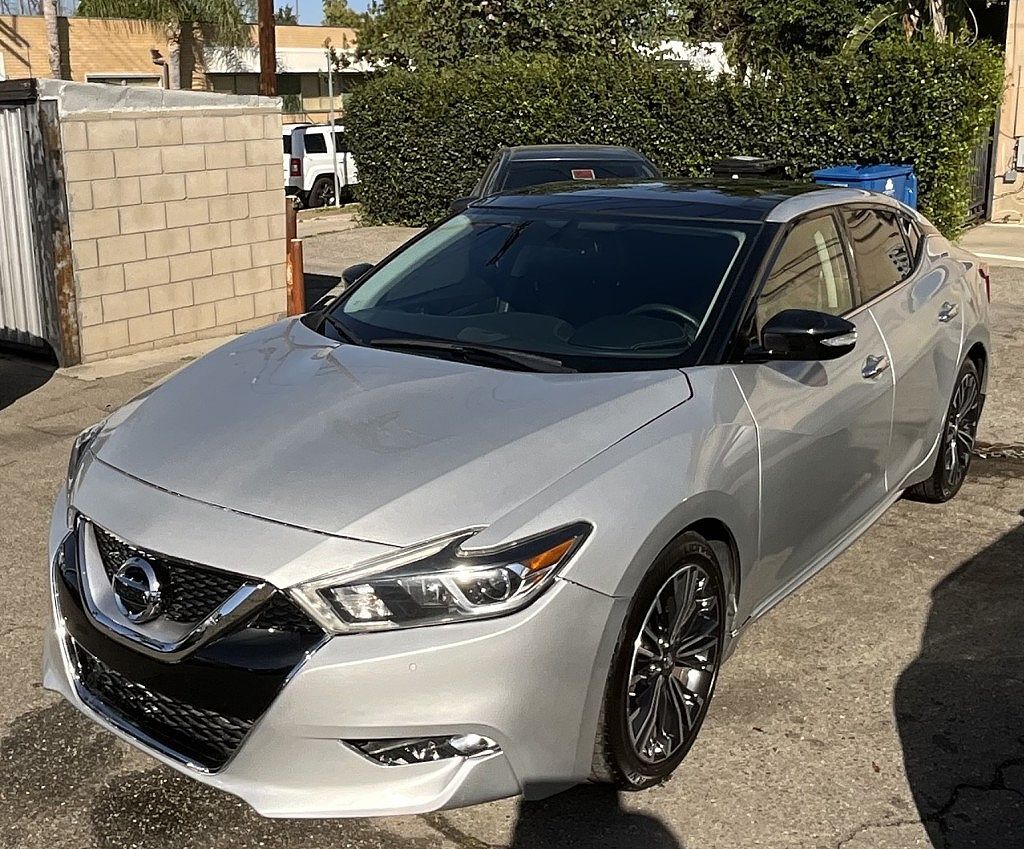 2016 NISSAN Maxima
