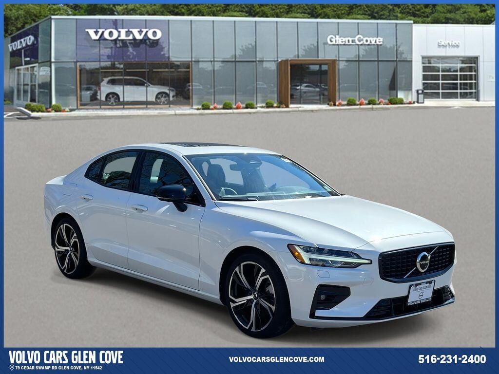 2023 VOLVO S60