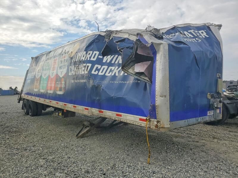 2015 VANGUARD NATIONAL TRAILER CORPORATION (VNTC) VANGUARD NATIONAL TRAILER CORPORATION