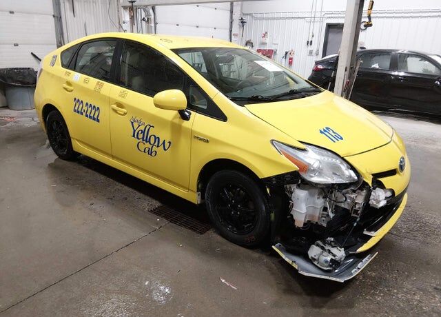 2013 TOYOTA PRIUS
