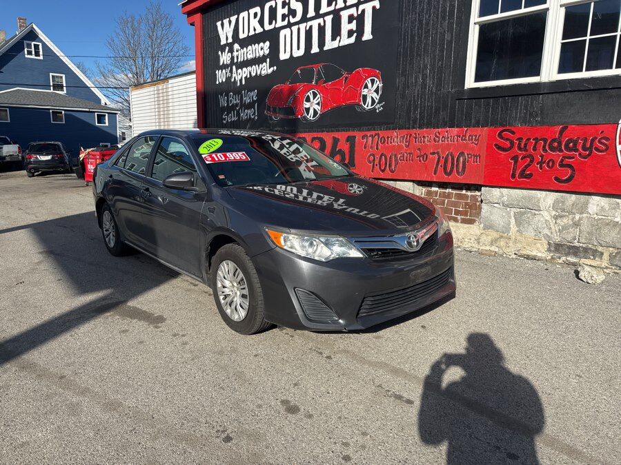 2013 TOYOTA Camry
