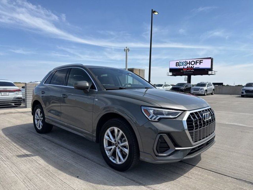 2023 AUDI Q3