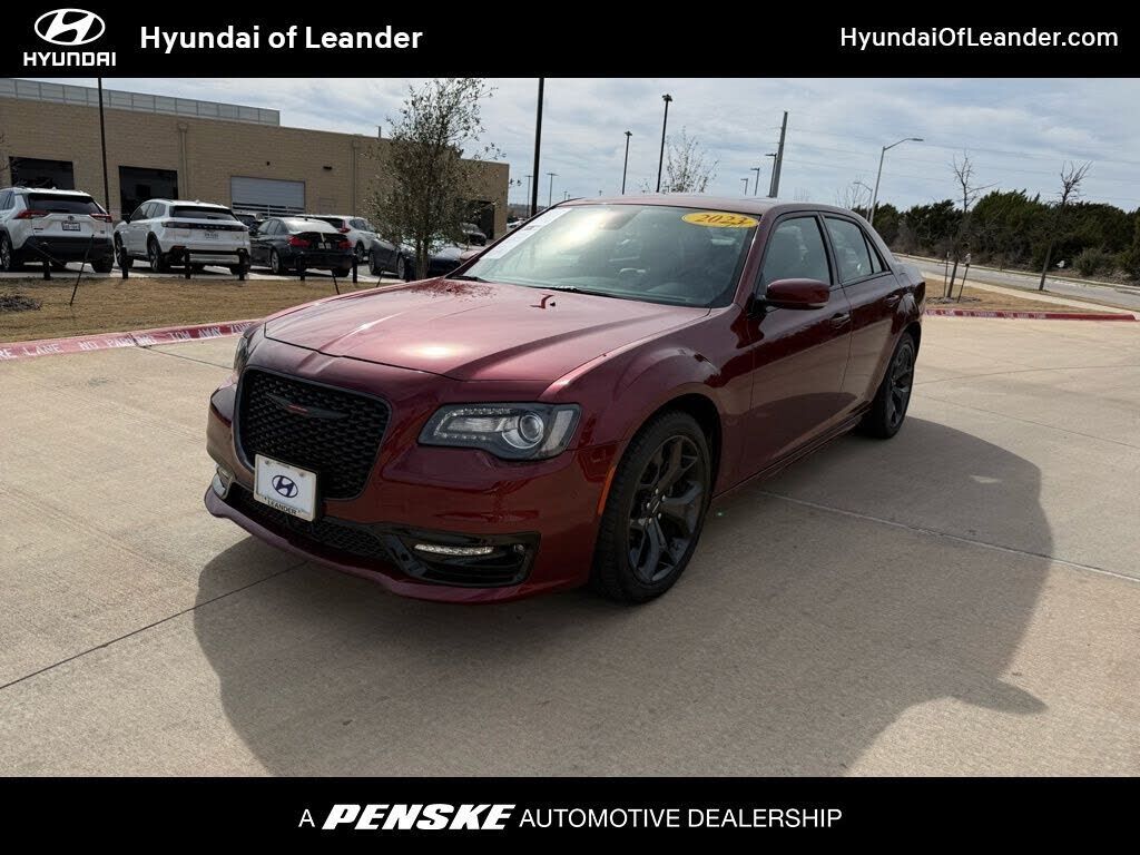 2023 CHRYSLER 300