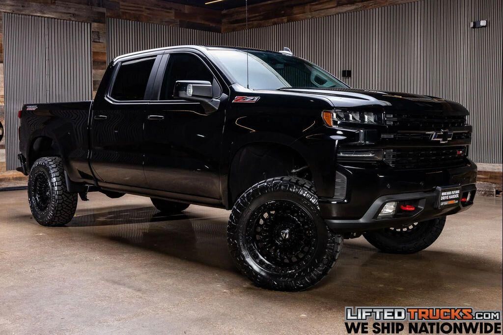 2021 CHEVROLET Silverado