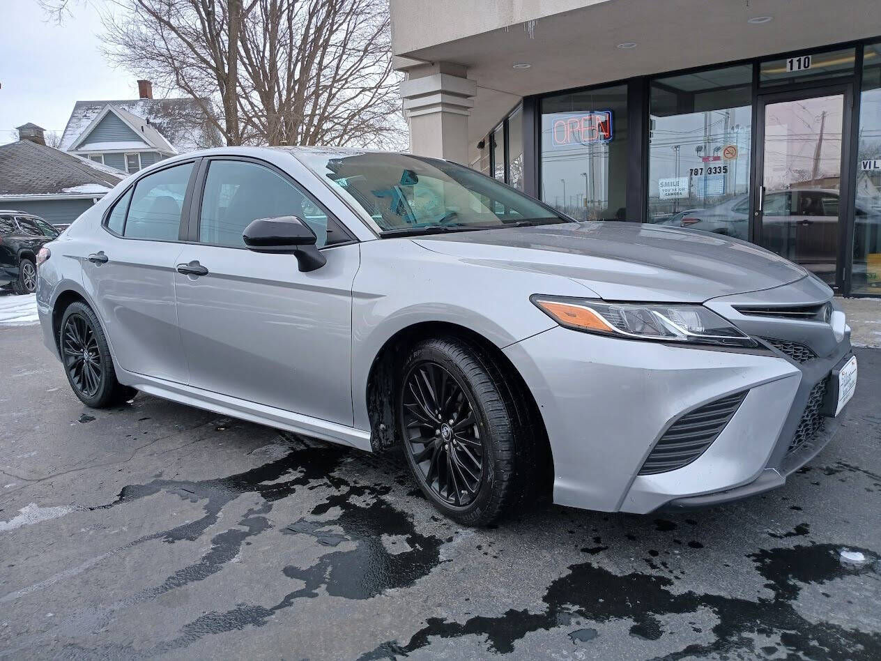 2019 TOYOTA Camry