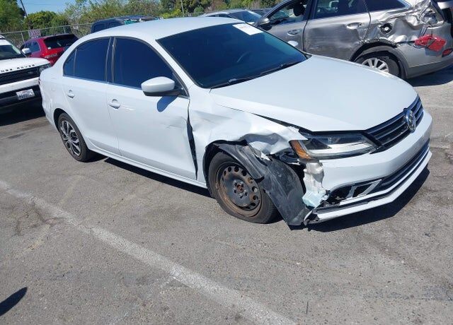 2017 VOLKSWAGEN Jetta