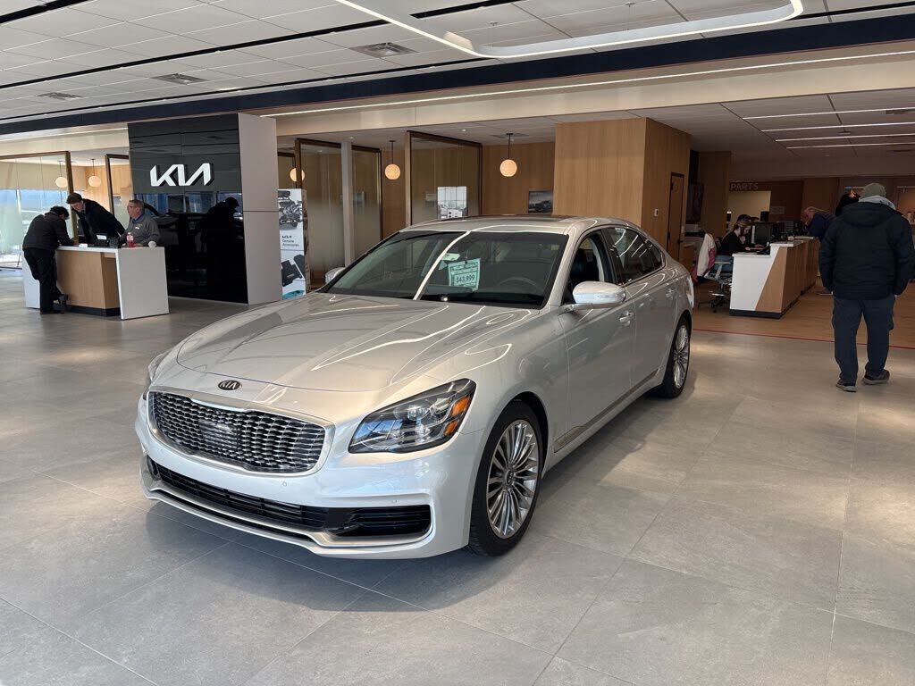 2020 KIA K900