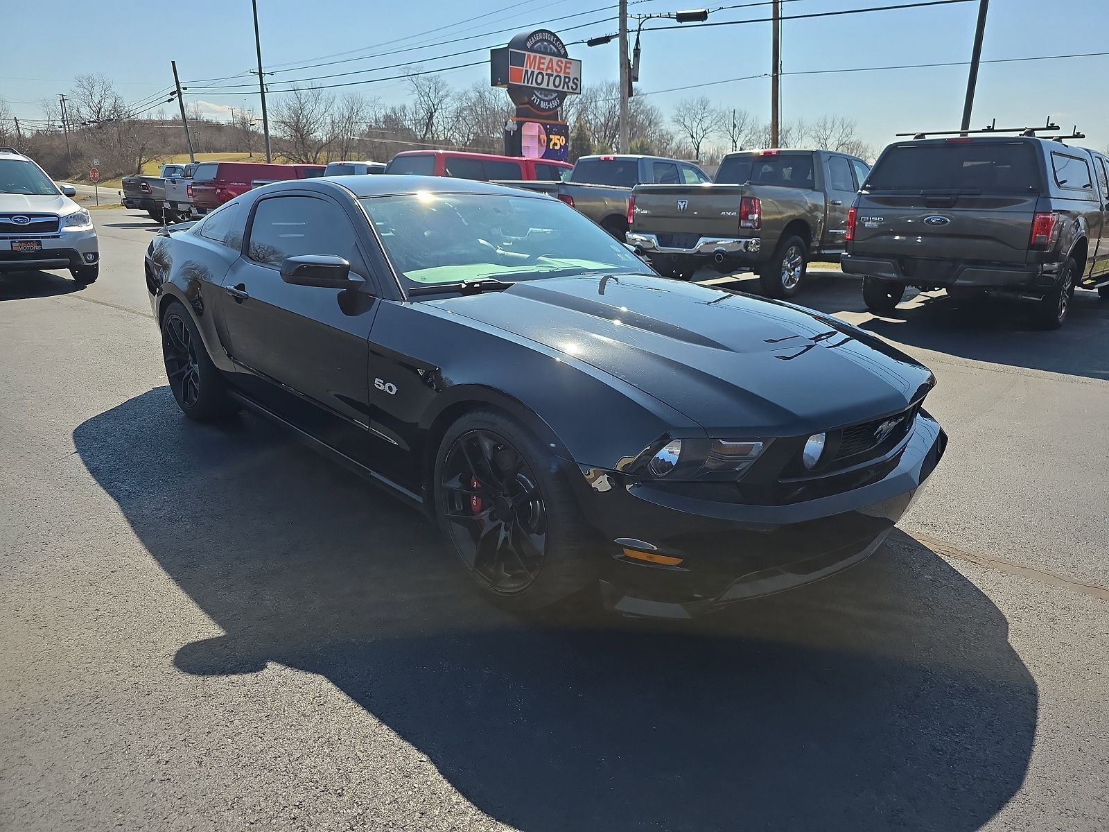 2011 FORD Mustang