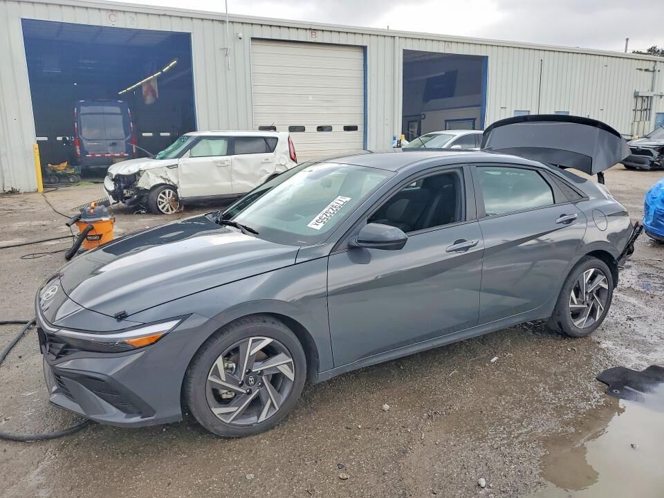 2025 HYUNDAI Elantra