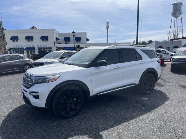 2020 FORD Explorer