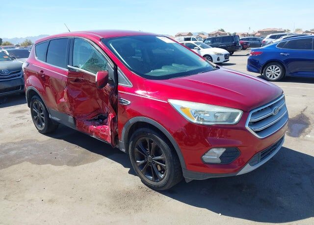 2017 FORD Escape