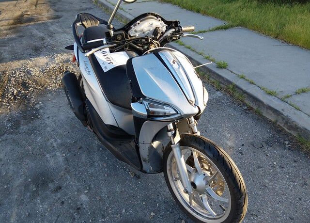 2023 PIAGGIO AND VESPA LIBERTY