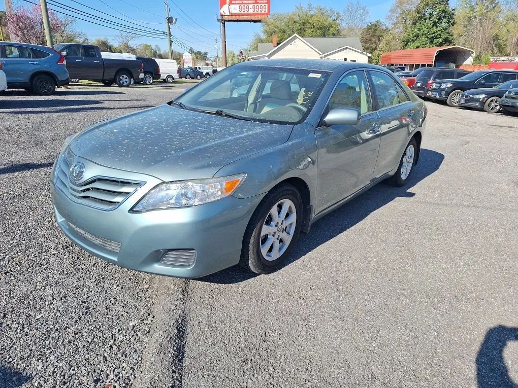 2011 TOYOTA Camry