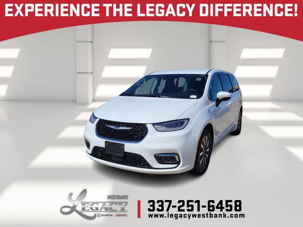 2023 CHRYSLER Pacifica
