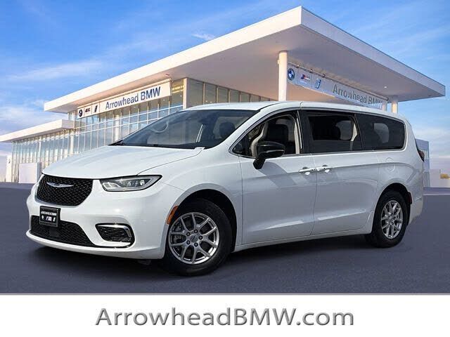 2024 CHRYSLER Pacifica