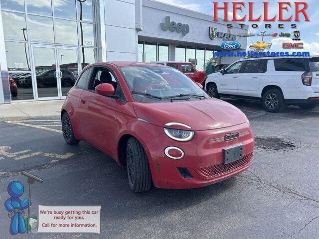 2024 FIAT 500e