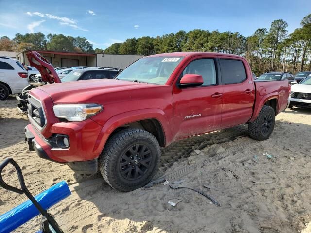 2020 TOYOTA Tacoma