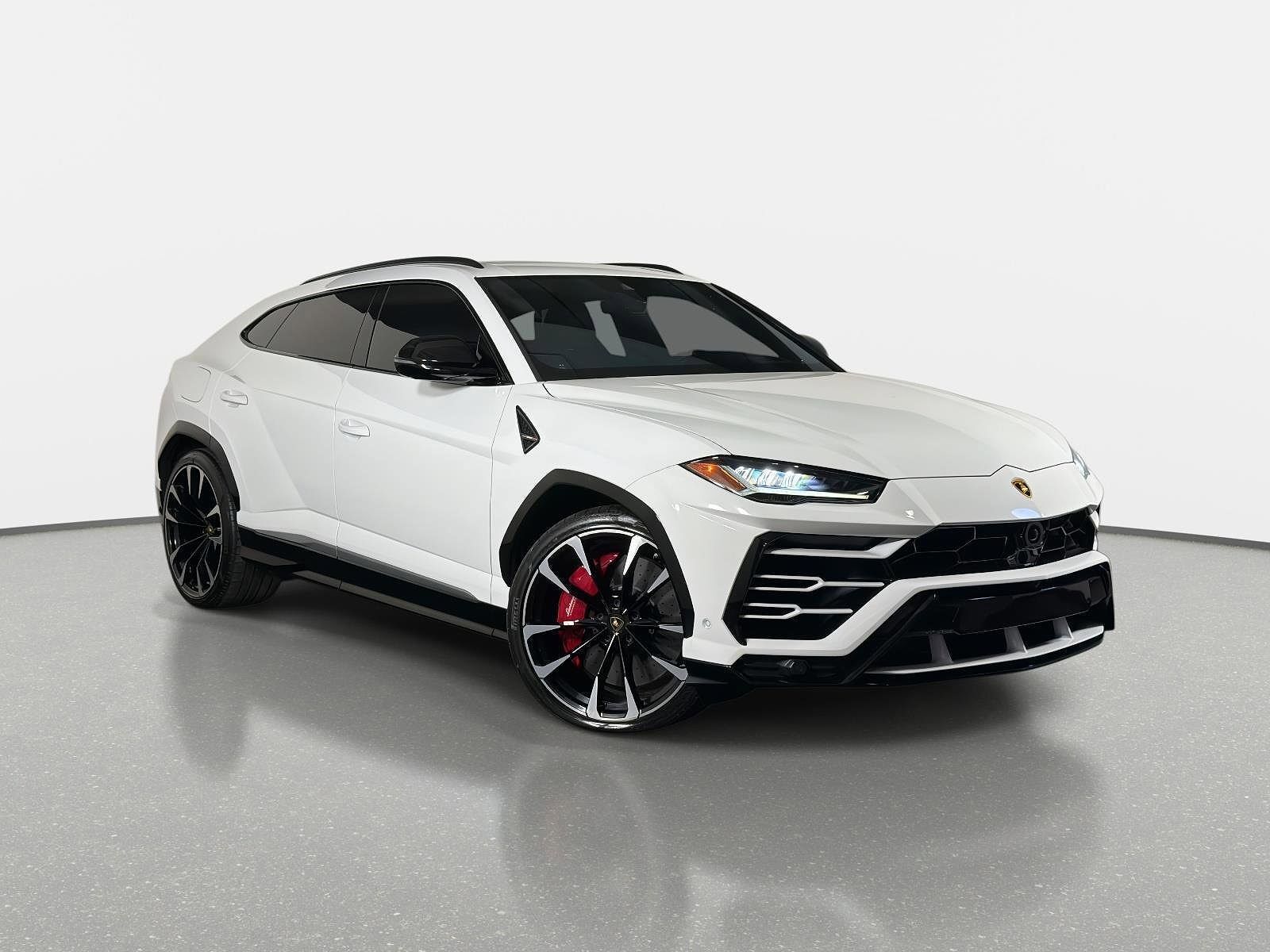 2019 LAMBORGHINI URUS