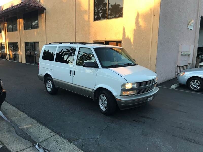 2004 CHEVROLET Astro Van