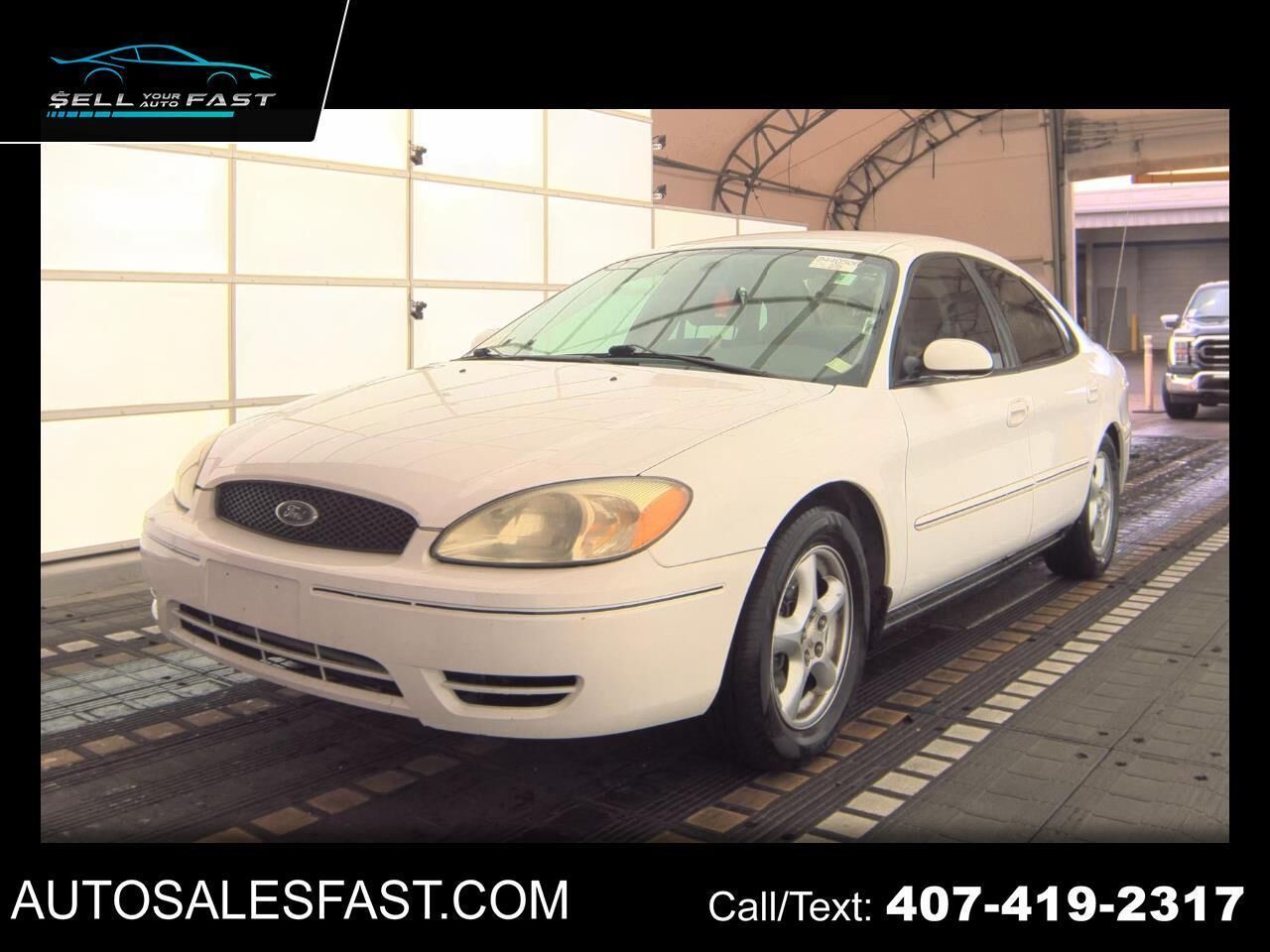 2004 FORD Taurus