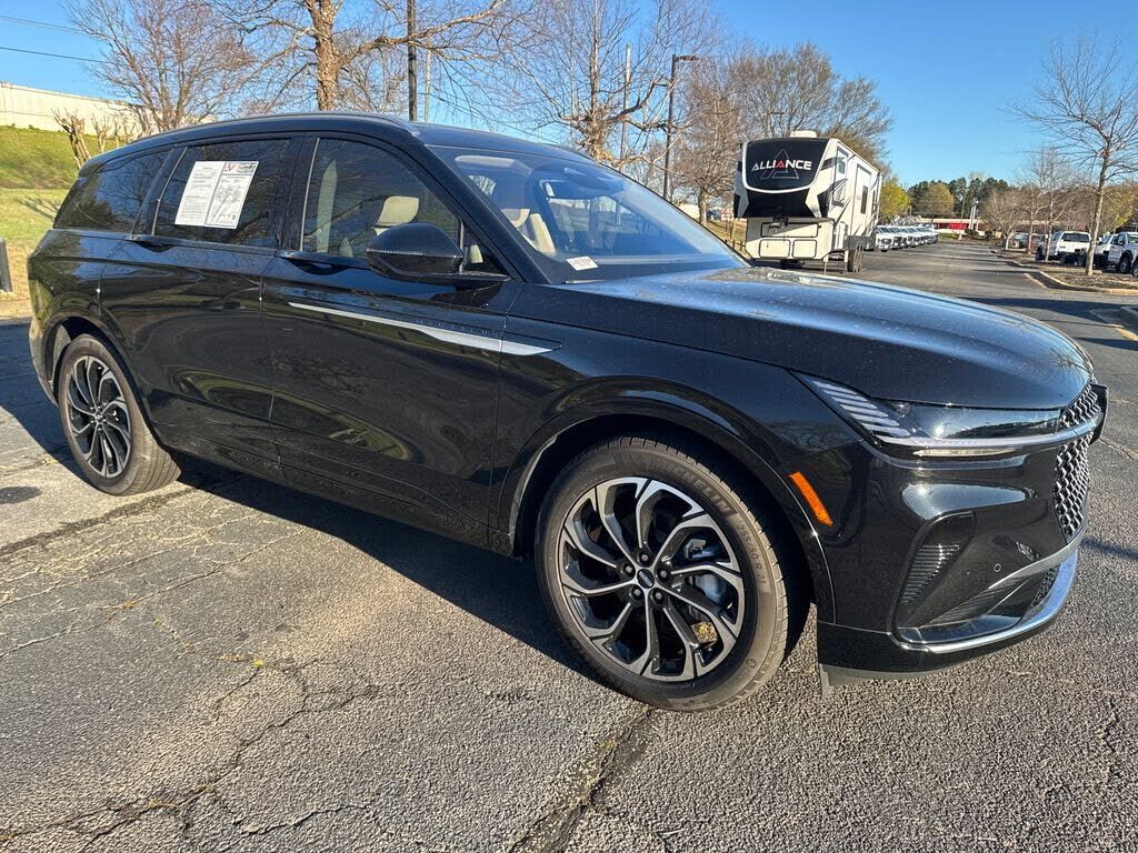 2025 LINCOLN Nautilus