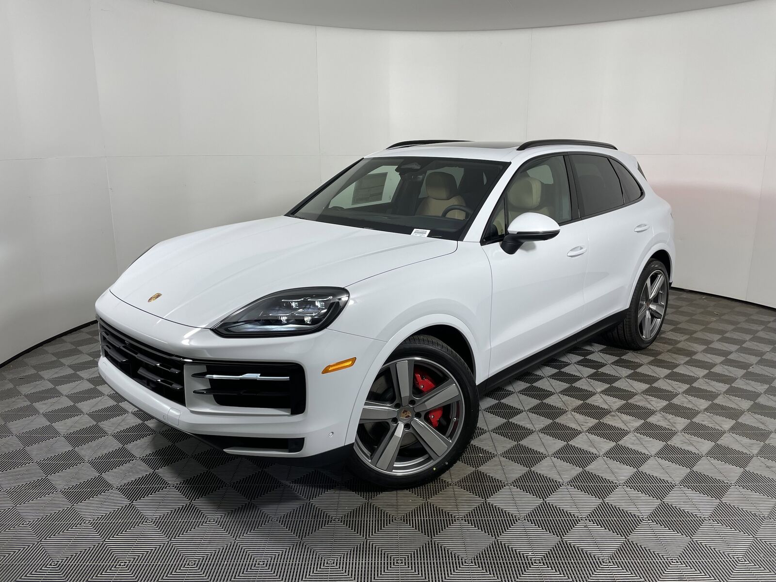 2026 PORSCHE Cayenne