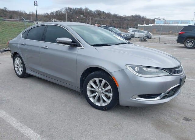 2015 CHRYSLER 200