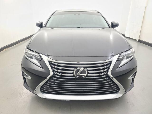 2016 LEXUS ES