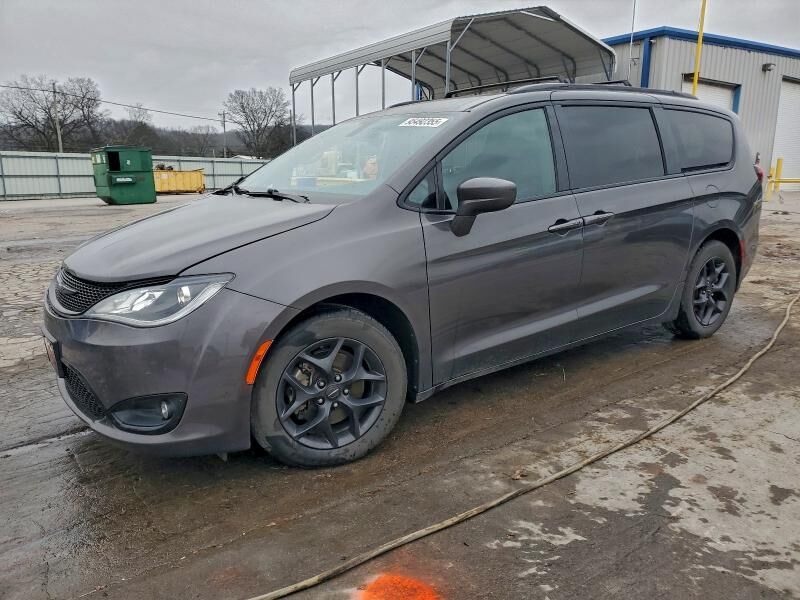 2020 CHRYSLER Pacifica