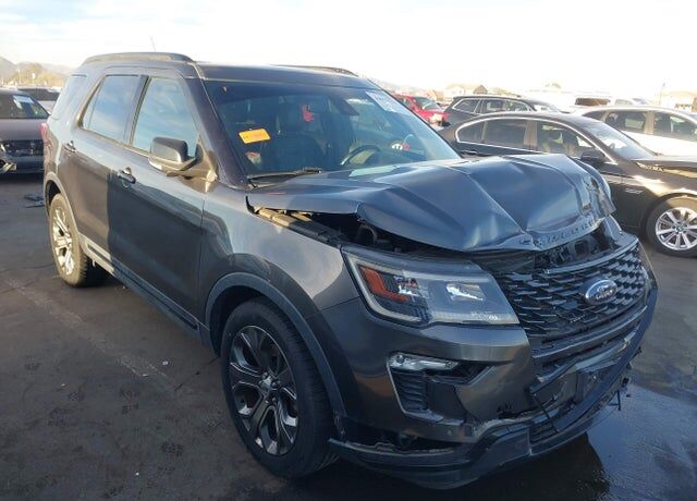 2018 FORD Explorer
