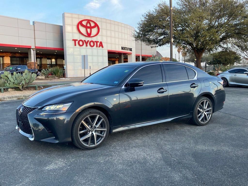 2019 LEXUS GS