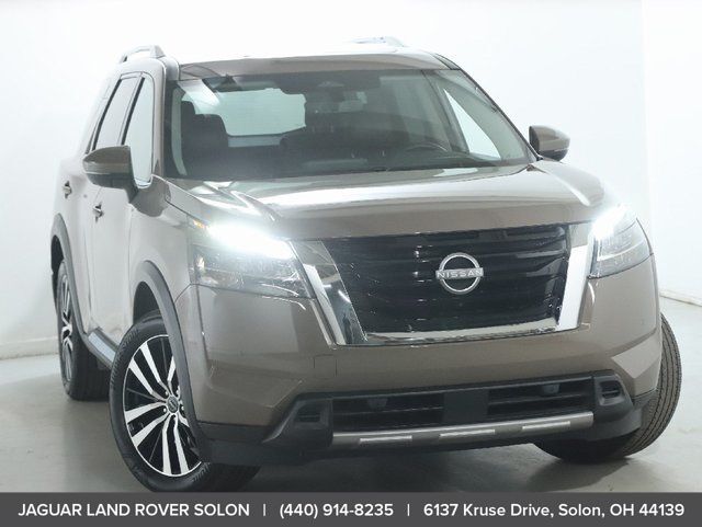 2024 NISSAN Pathfinder