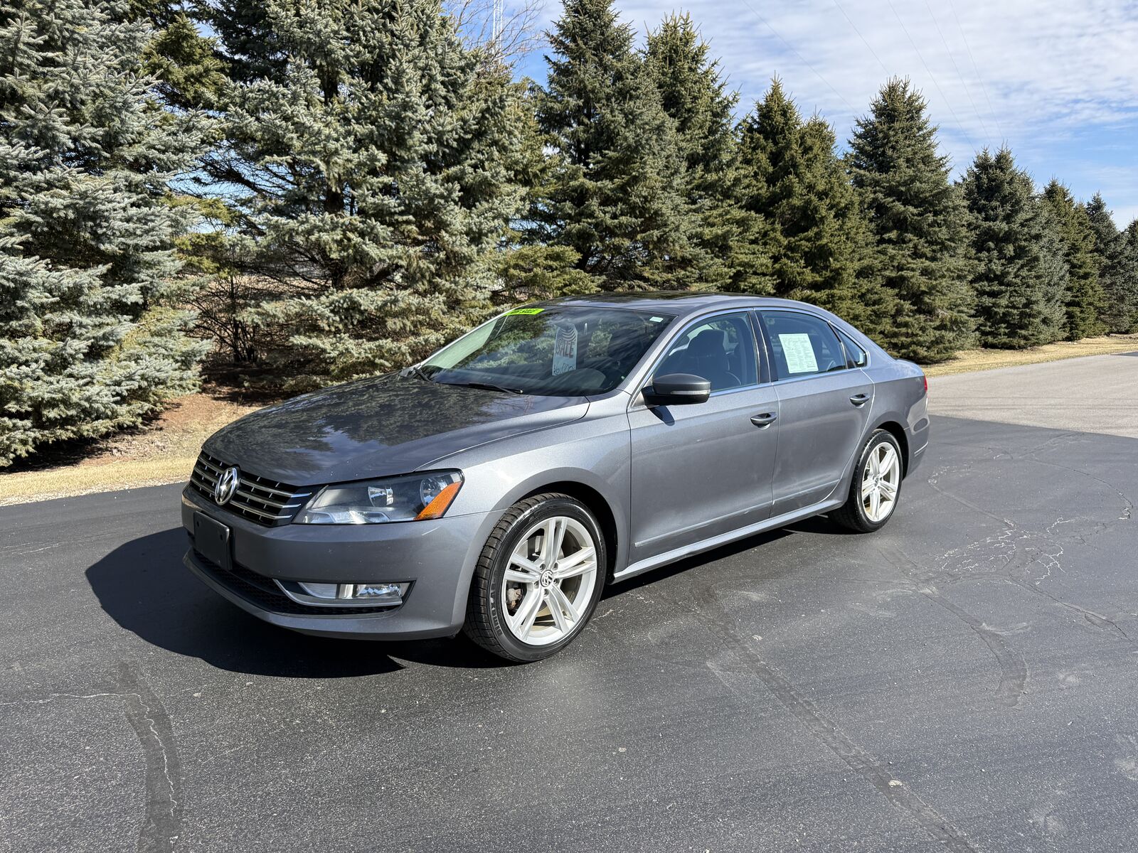 2014 VOLKSWAGEN Passat