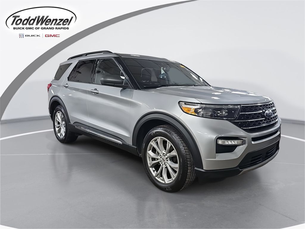 2020 FORD Explorer
