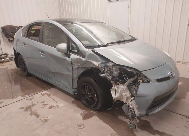 2013 TOYOTA PRIUS