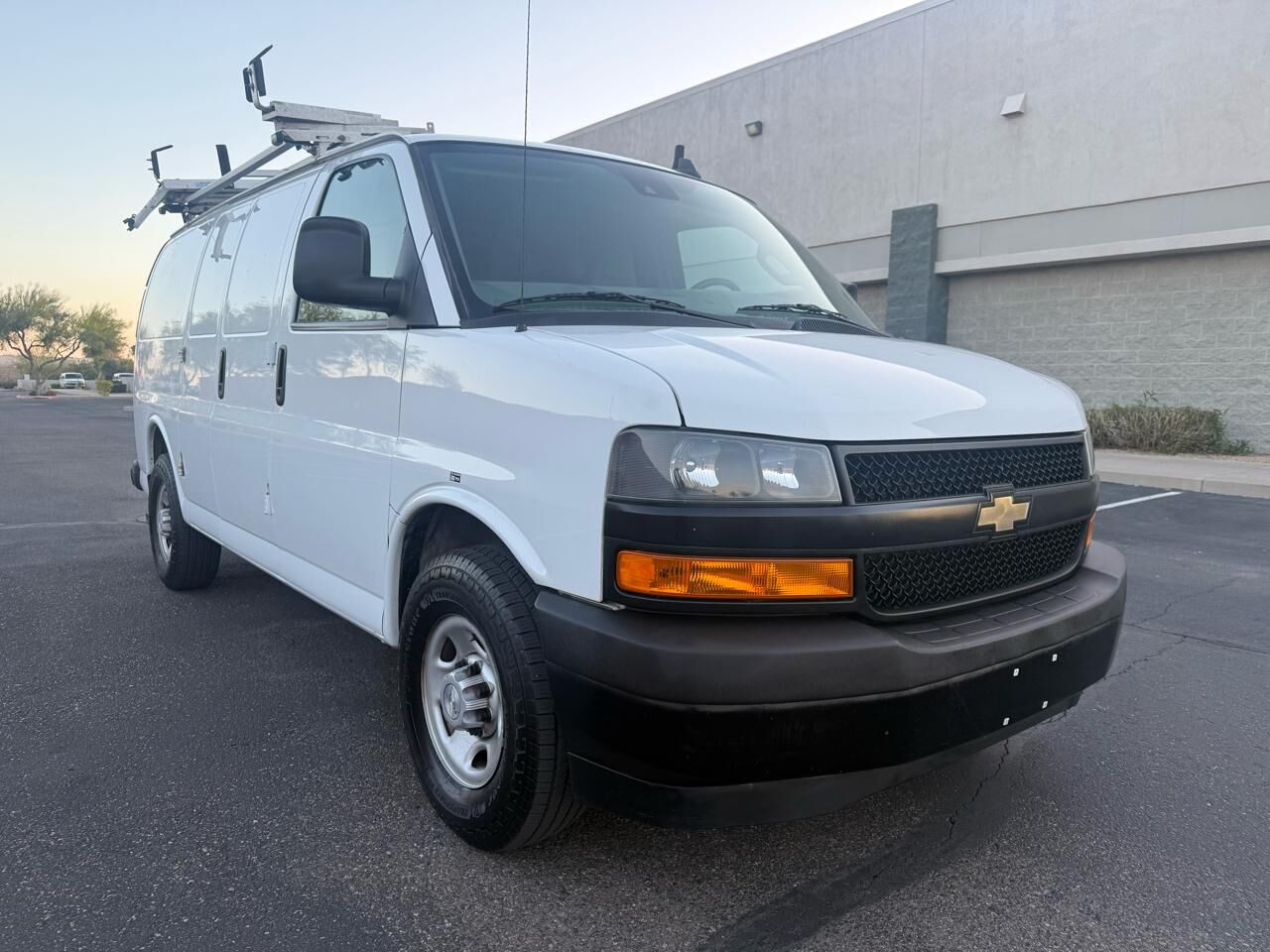 2019 CHEVROLET Express